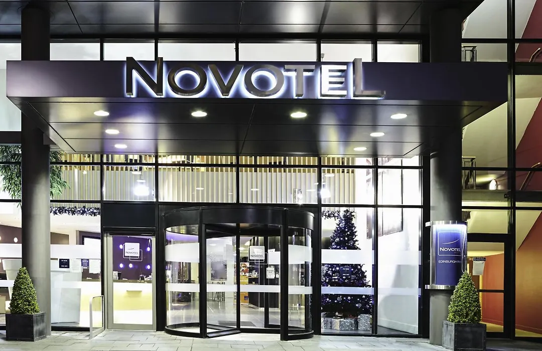 Hotels & Parking Near Edinburgh Airport