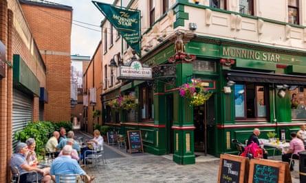 Morning Star pub on Pottinger’s Entry