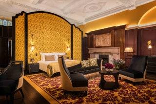 LOscar is set within a renovated Baptist church in Bloomsbury but theres nothing puritanical about its Jacques...